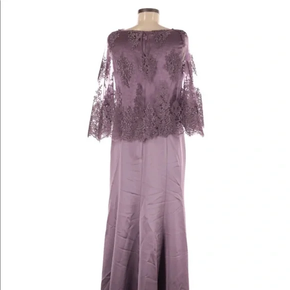 Ignite Evening gown - Picture 3 of 6